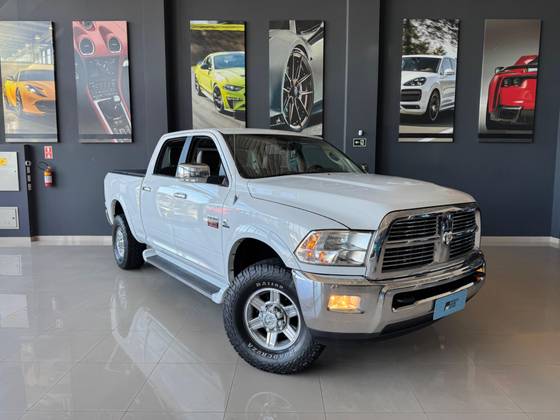 DODGE RAM 6.7 2500 LARAMIE 4X4 CD I6 TURBO DIESEL 4P AUTOMÁTICO